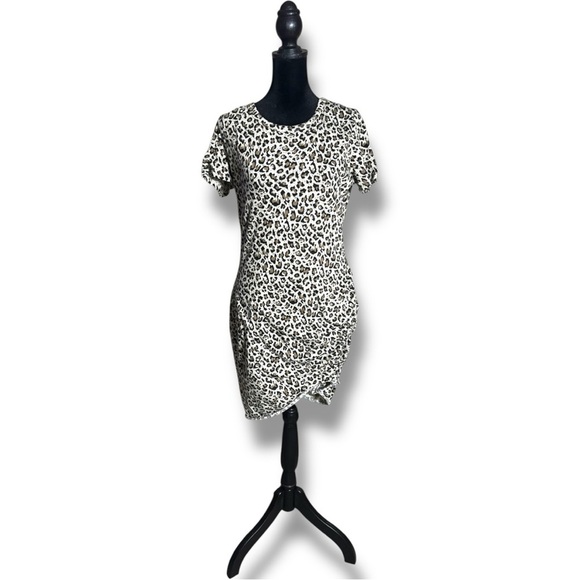 LA MIEL Brown/Black/White Leopard Print Bodycon Side Rouching T-Shirt Mini Dress - Picture 2 of 16